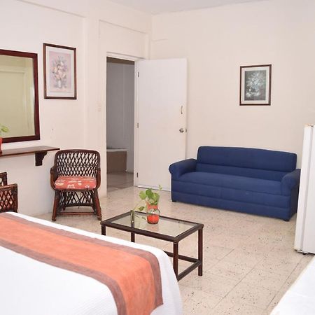 Hotel Suites Le Monde Cancun Exterior photo