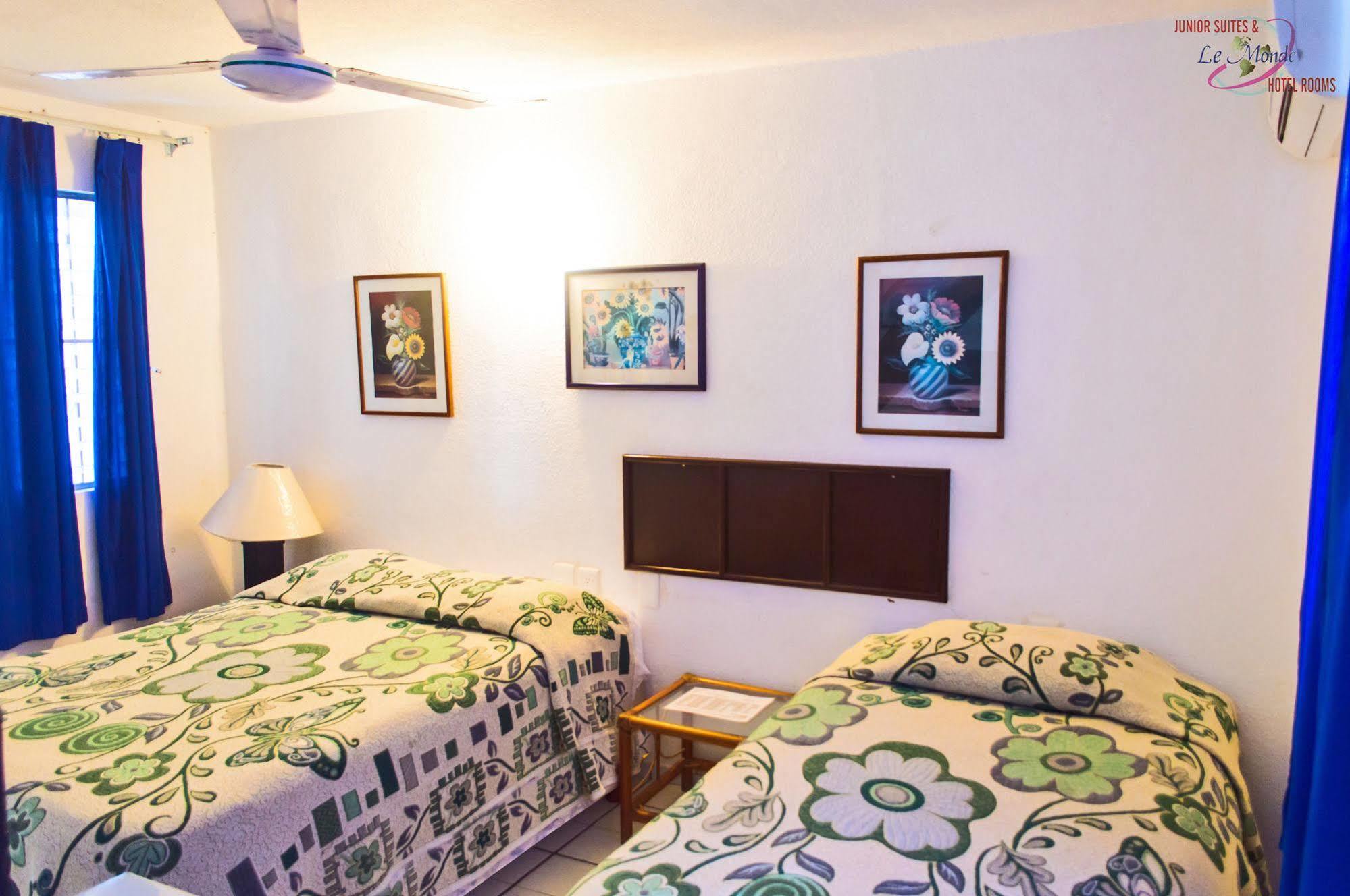 Hotel Suites Le Monde Cancun Exterior photo