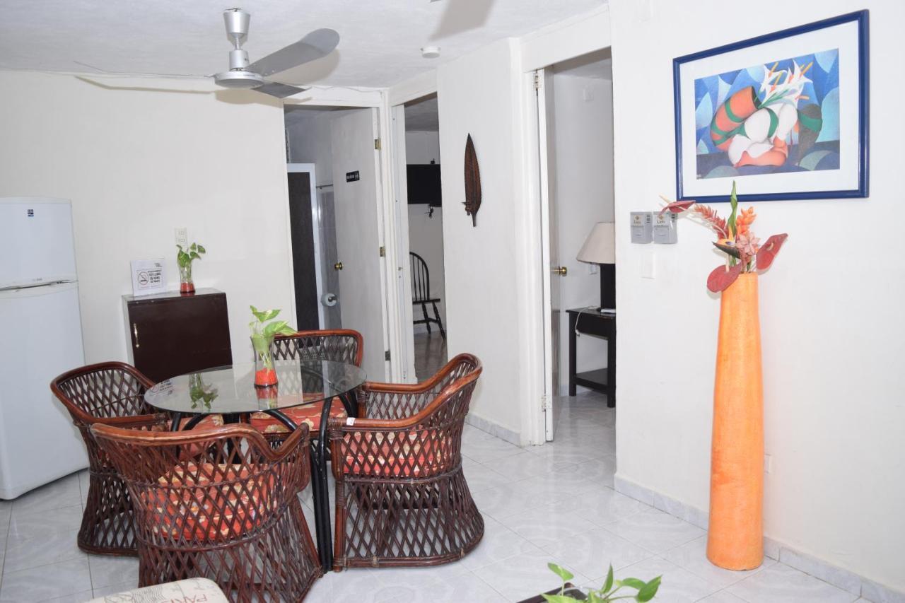 Hotel Suites Le Monde Cancun Exterior photo