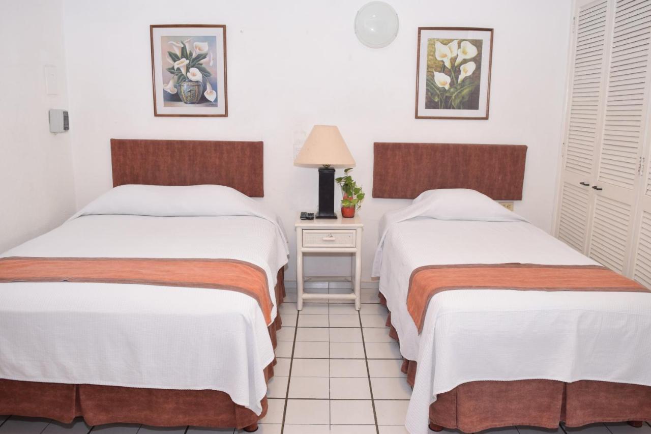 Hotel Suites Le Monde Cancun Exterior photo