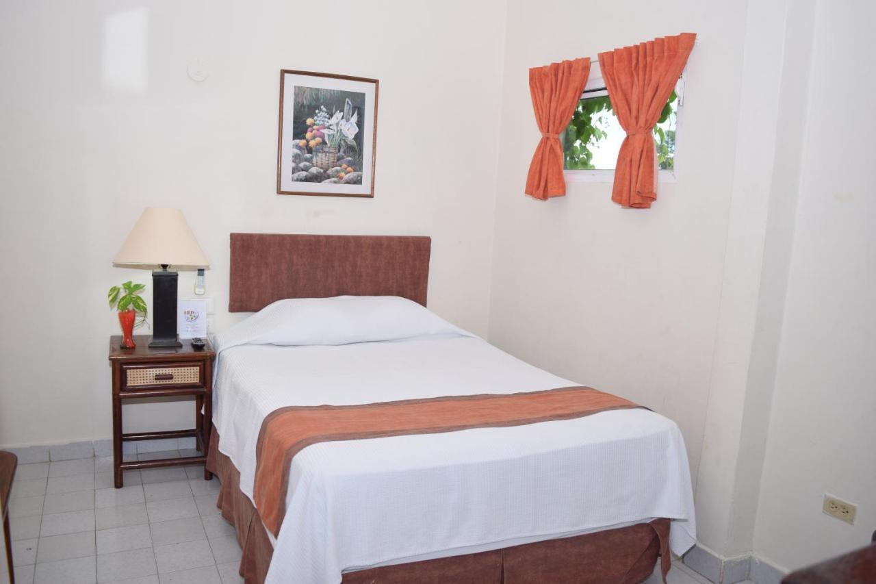 Hotel Suites Le Monde Cancun Exterior photo