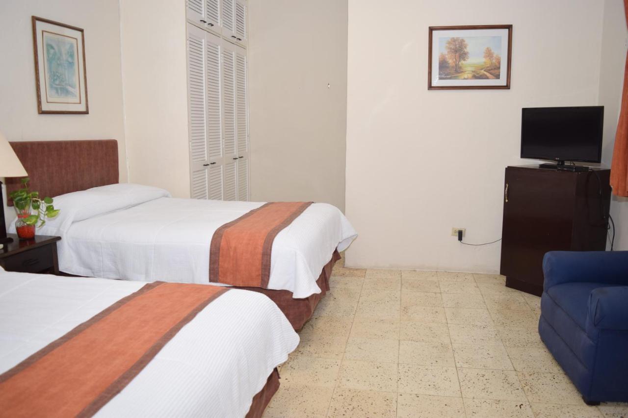 Hotel Suites Le Monde Cancun Exterior photo