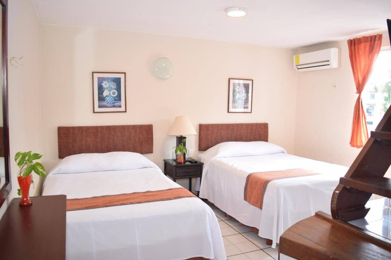 Hotel Suites Le Monde Cancun Exterior photo